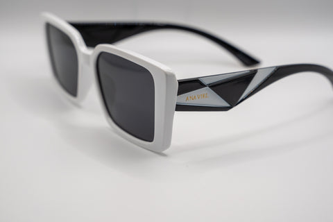 Óculos de Sol ANA VIEL em Acetato - Cor Branco e Preto