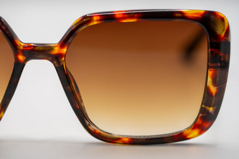 Óculos de Sol ANA VIEL em Acetato - Cor Tartaruga